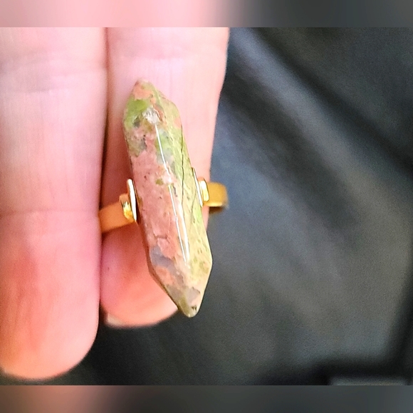 Natural Kharma by Avelon Jewelry - Jasper pillar ring brushed gold sz8